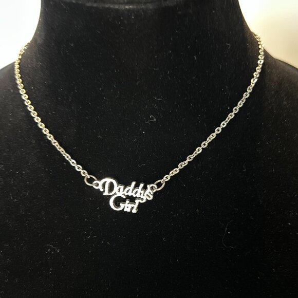 Daddy's Girl Silver necklace 14 inch - Picture 1 of 6